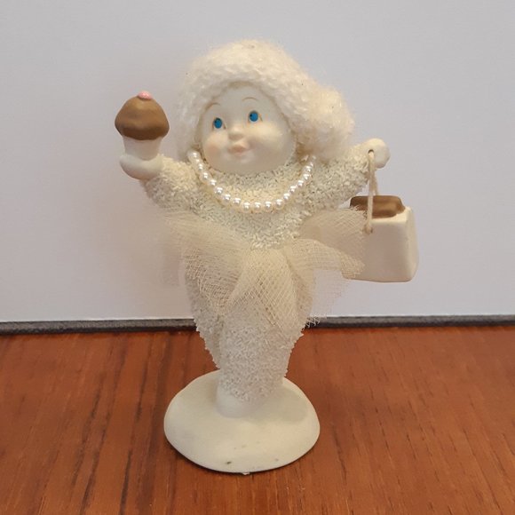 Department 56 Snowbabies ‘Goddess of Chocolate’ Figurine 2011 - Picture 1 of 5